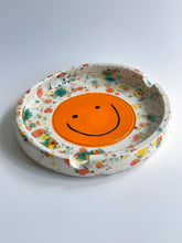 Load image into Gallery viewer, Orange Smiley Ashtray