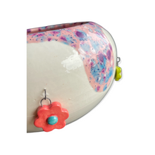 Load image into Gallery viewer, Daisy Charm Bowl
